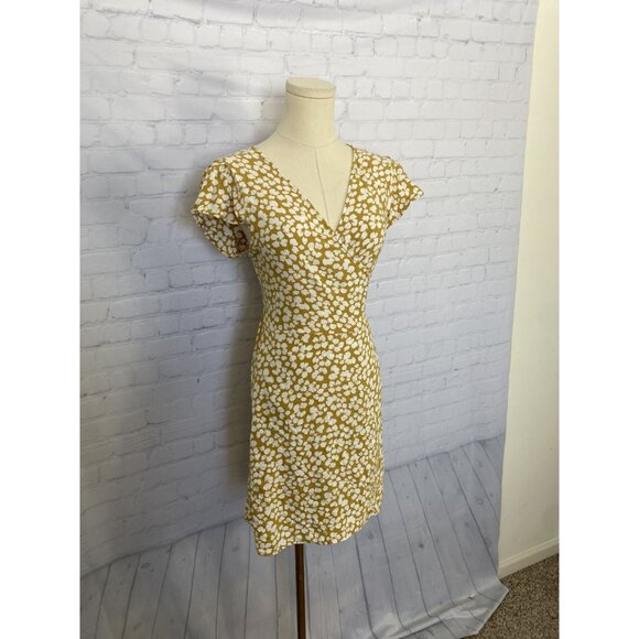 CLEARANCE Aerie Large Yellow White Floral Wrap Mini Dress - Picture 2 of 9